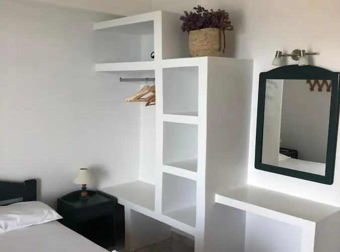 Lägenhetshotell Meltemi Tinos Agios Romanos