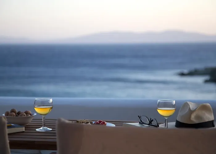 Meltemi Tinos Lägenhetshotell 3*