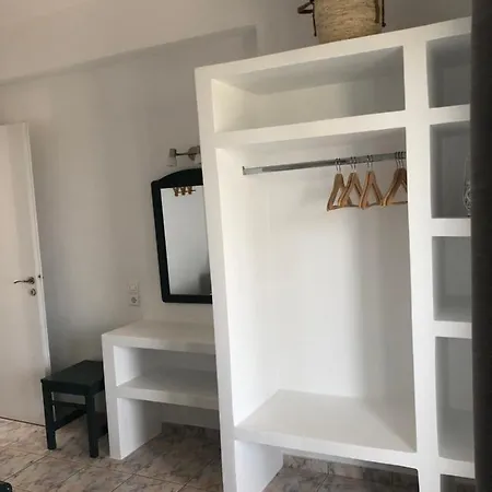 Meltemi Tinos Lägenhetshotell Agios Romanos