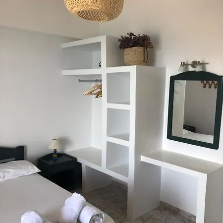 Lägenhetshotell Meltemi Tinos Agios Romanos