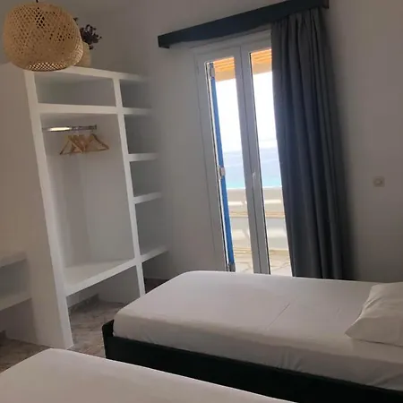 Ξενοδοχείο με διαμερίσματα Meltemi Tinos