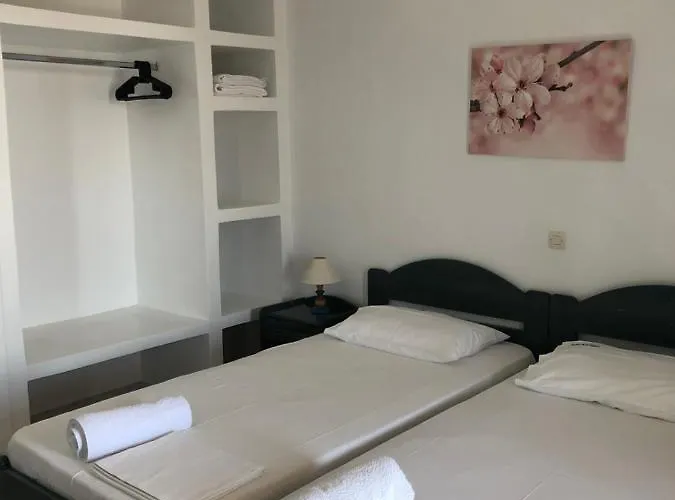 Meltemi Tinos Aparthotel