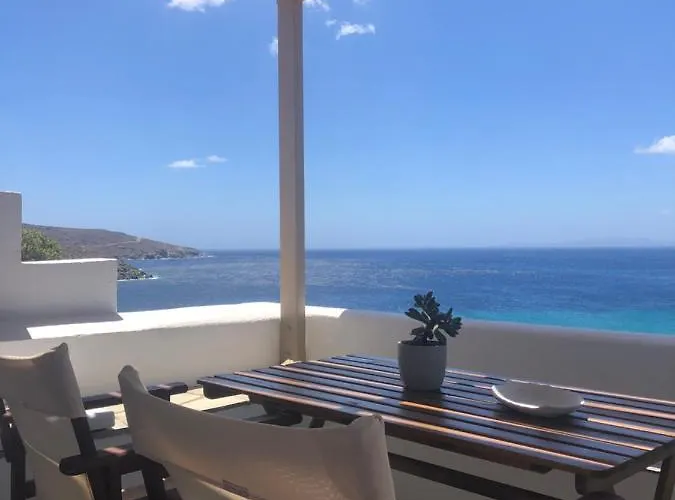 Hotel apartamentowy Meltemi Tinos 3*