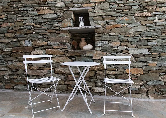 Meltemi Tinos Aparthotel Agios Romanos