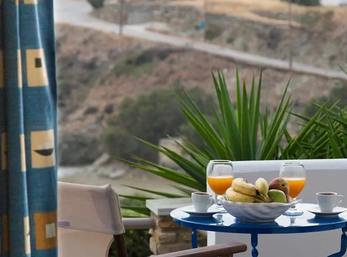 Meltemi Tinos Aparthotel Agios Romanos