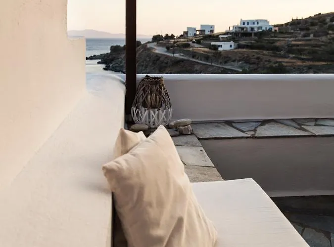 Meltemi Tinos Hotel apartamentowy 3*